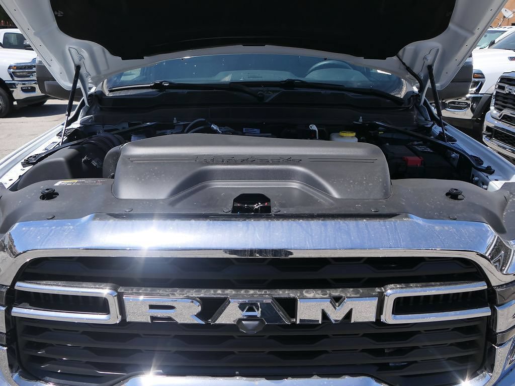 New 2026 RAM 3500 Tradesman w/ Chrome Appearance Group A AWD/4WD image 28