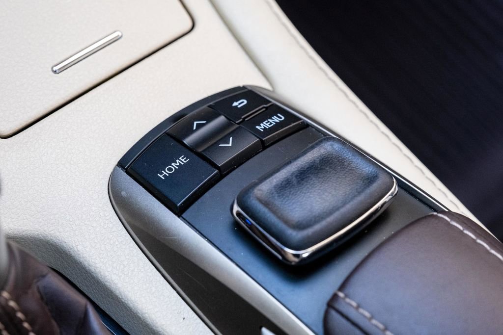 Used 2018 Lexus ES 350 w/ Navigation System Package FWD image 21