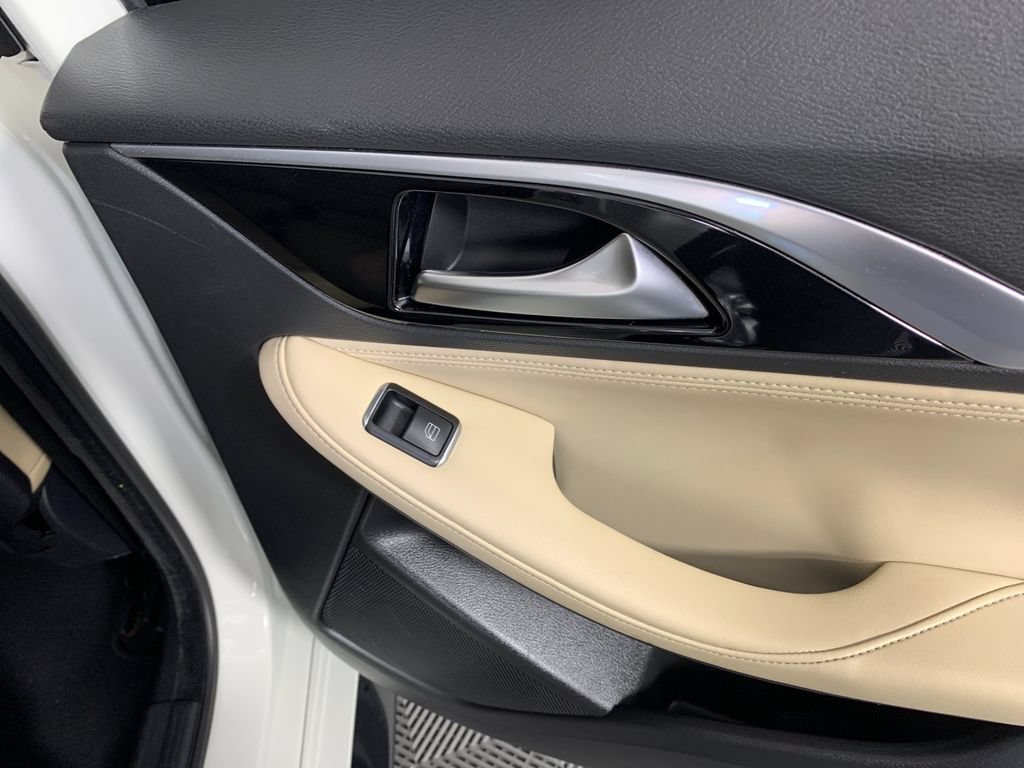 Used 2017 INFINITI QX30 w/ Cargo Package FWD image 36