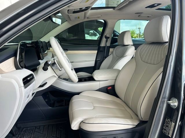 Used 2024 Hyundai Palisade Limited AWD/4WD image 13