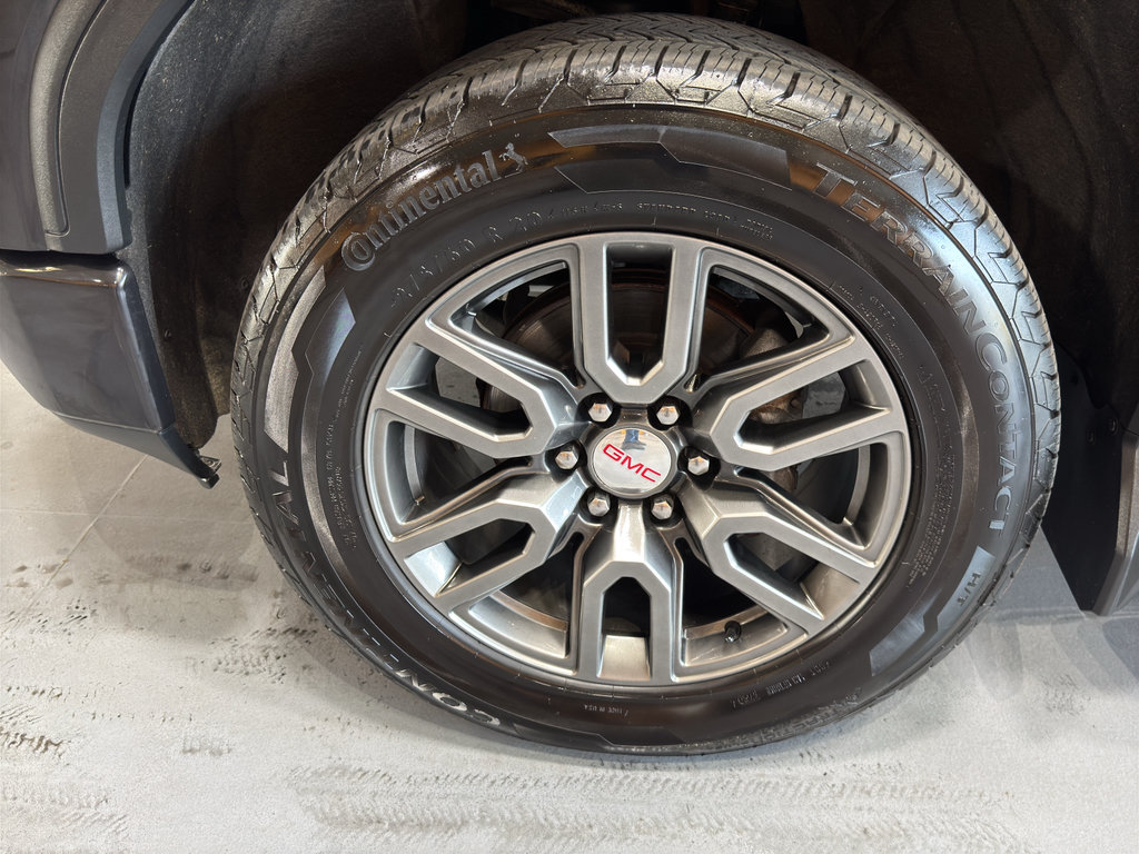 Used 2020 GMC Sierra 1500 AT4 w/ AT4 Premium Package AWD/4WD image 9