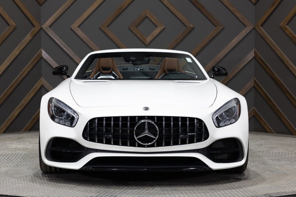 Used 2018 Mercedes-Benz AMG GT Roadster w/ Exclusive Interior Package image 13