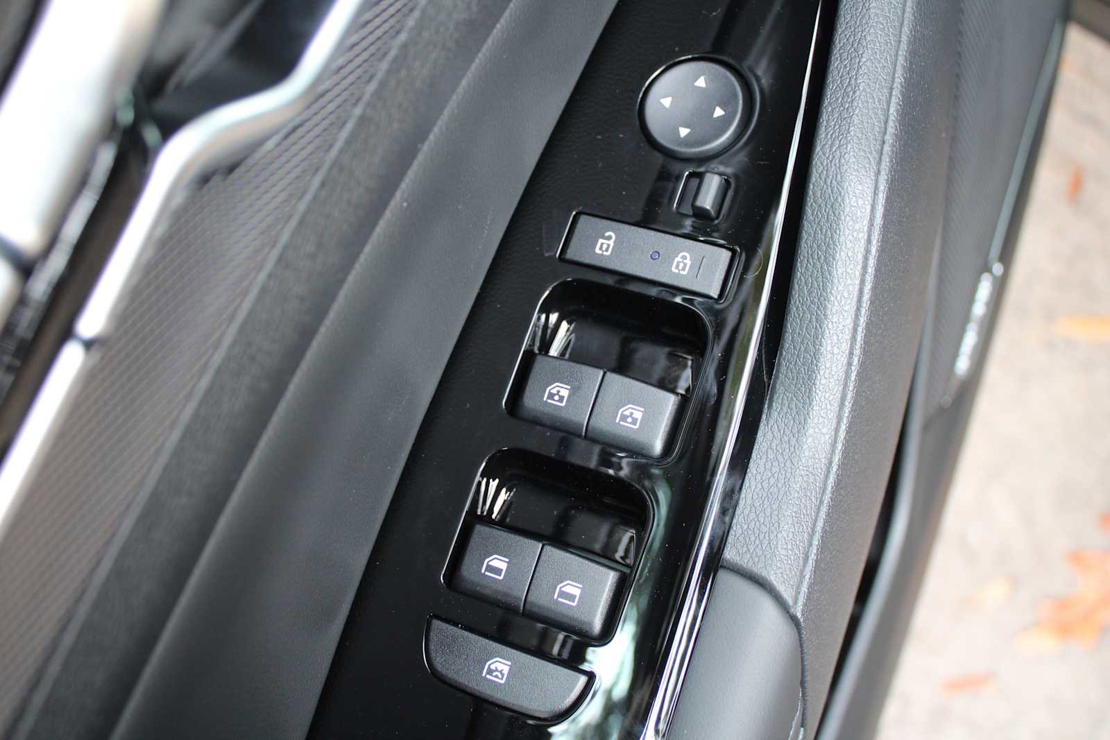 New 2026 Kia Sportage SX image 21