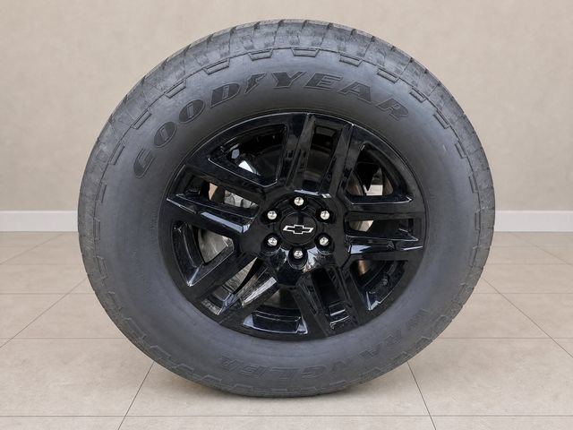 New 2026 Chevrolet Silverado 1500 Custom w/ Turbomax Blackout Package RWD image 15