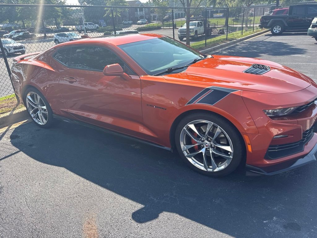 Used 2023 Chevrolet Camaro SS w/ Design Package 3 RWD image 2
