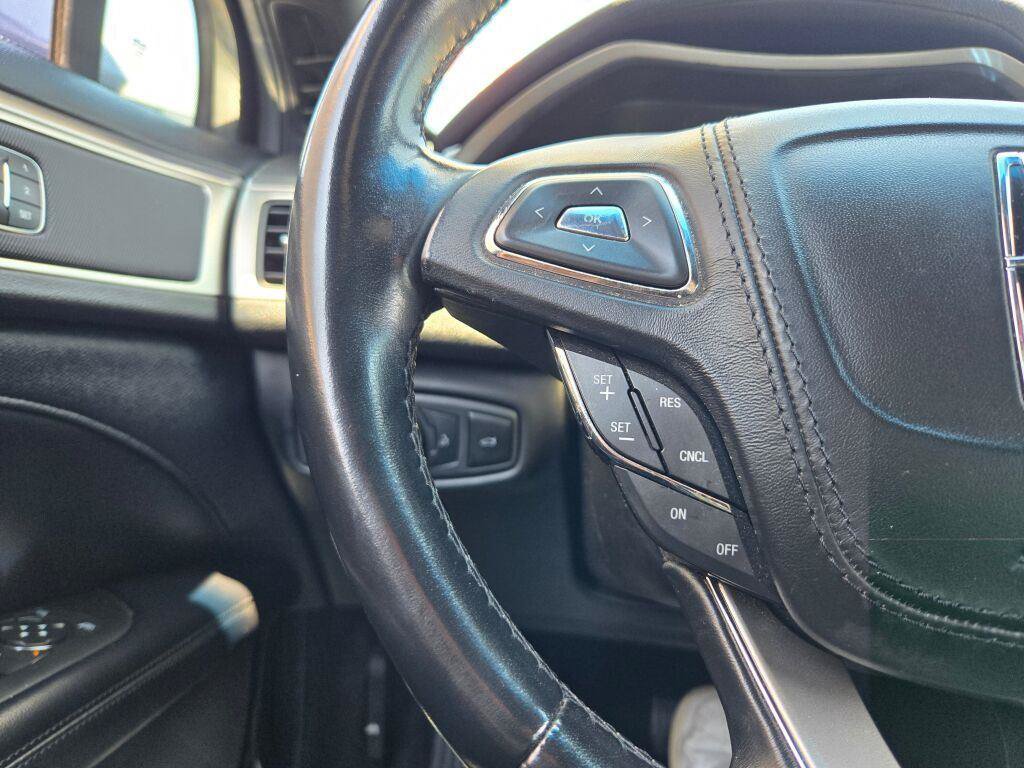 Used 2019 Lincoln MKZ Premiere FWD image 27