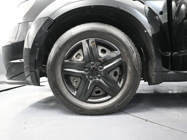 Used 2019 Dodge Journey SE FWD image 15