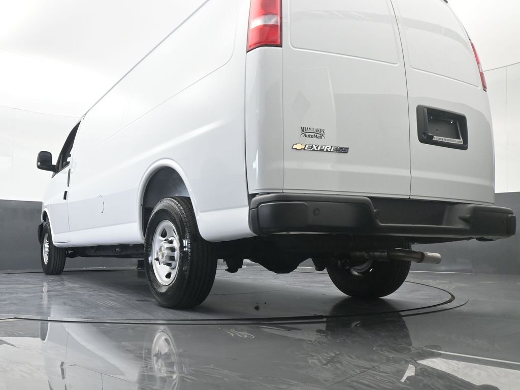 New 2025 Chevrolet Express 3500 Extended w/ Driver Convenience Package RWD image 51