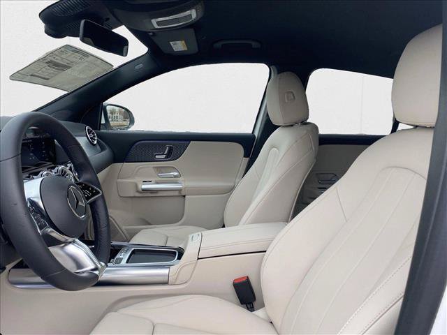 New 2025 Mercedes-Benz GLA 250 image 16