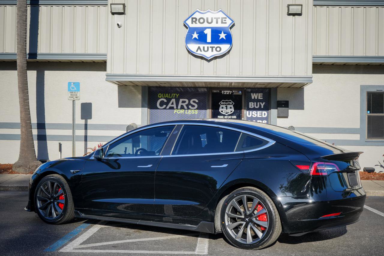 Used 2019 Tesla Model 3 Mid Range image 3