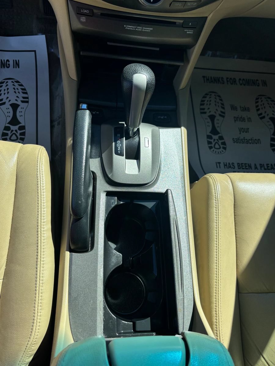 Used 2012 Honda Accord EX-L image 16