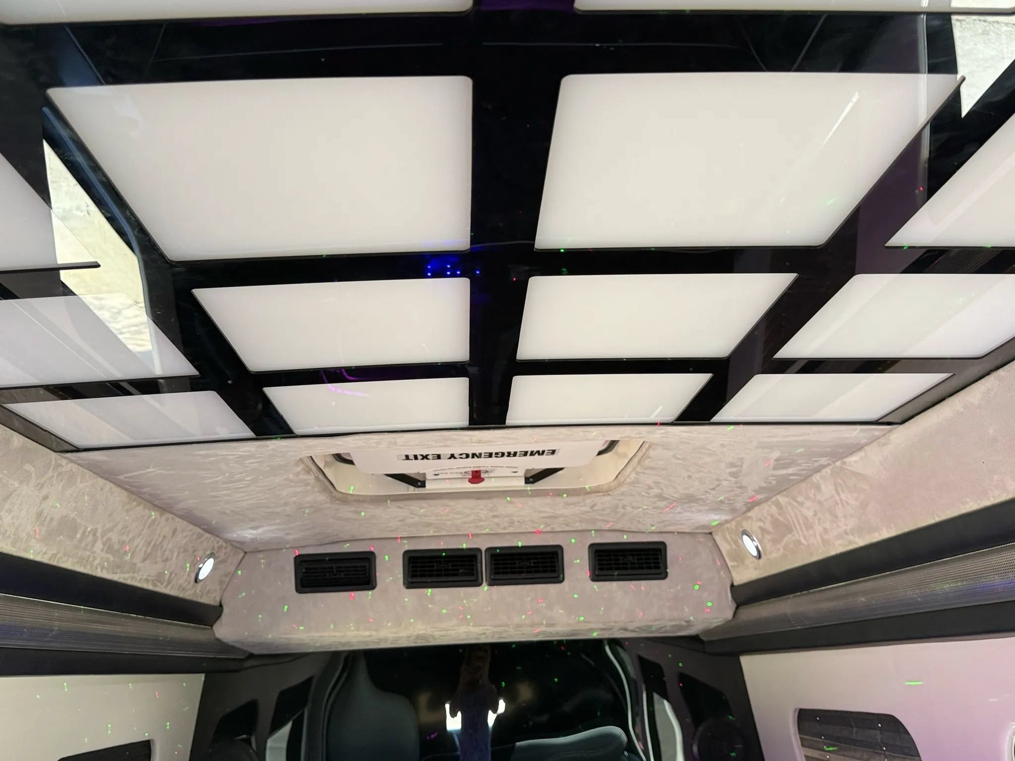 Used 2023 Mercedes-Benz Sprinter 3500 image 30