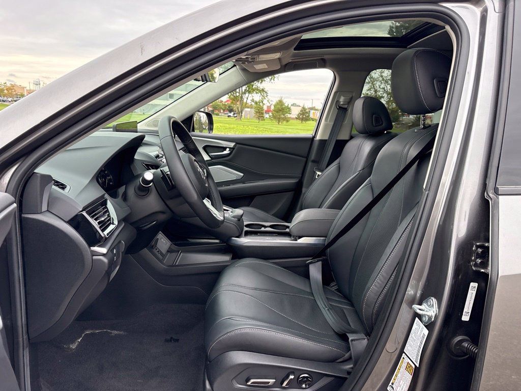 Used 2025 Acura RDX w/ Technology Package AWD/4WD image 16