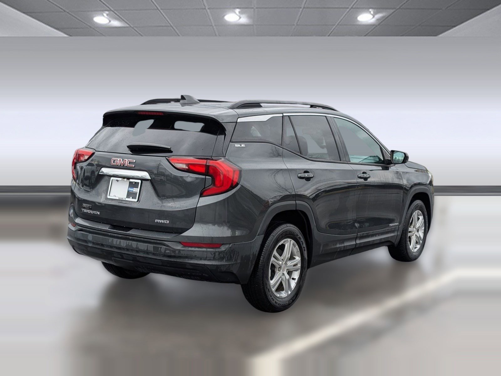 Used 2018 GMC Terrain SLE w/ Driver Convenience Package image 9