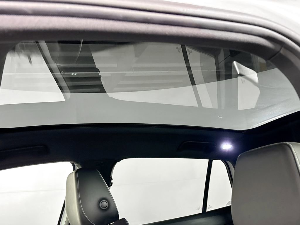 Used 2023 Volkswagen ID.4 Pro S image 19