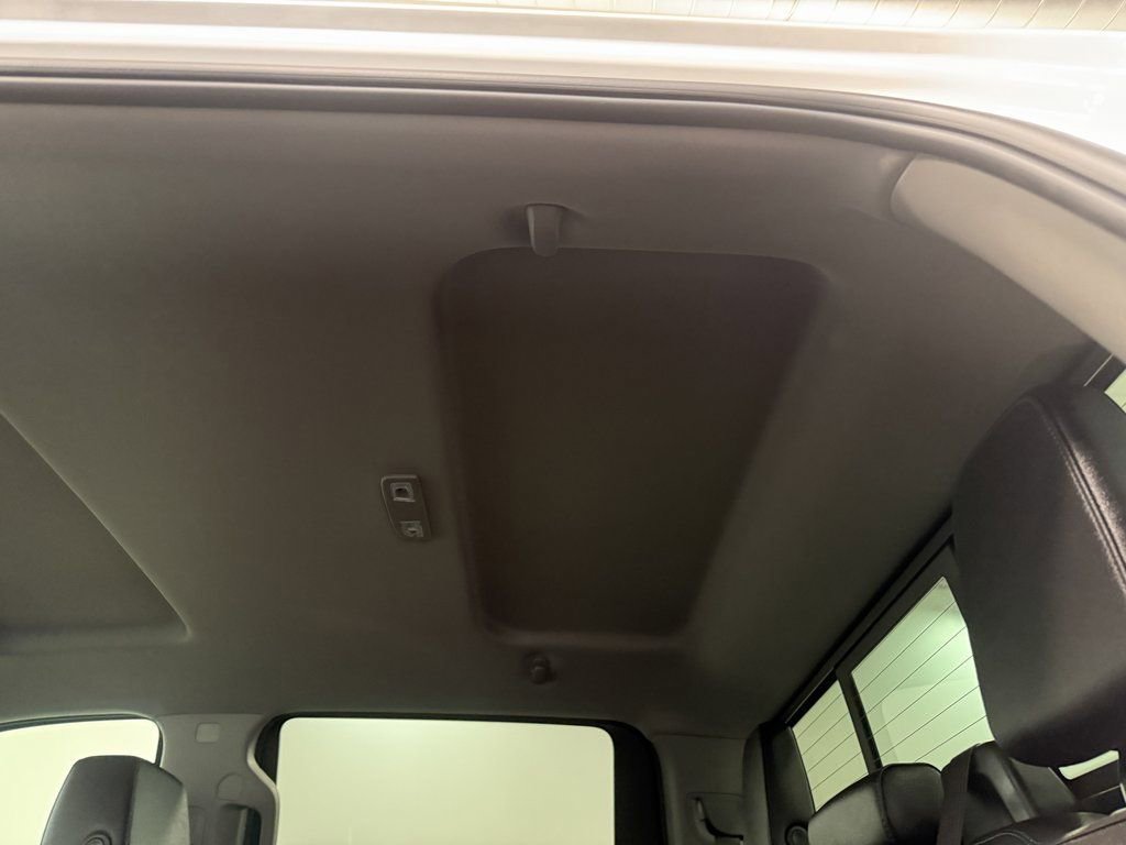 Used 2021 Chevrolet Silverado 1500 LTZ w/ Z71 Off-Road Package image 10