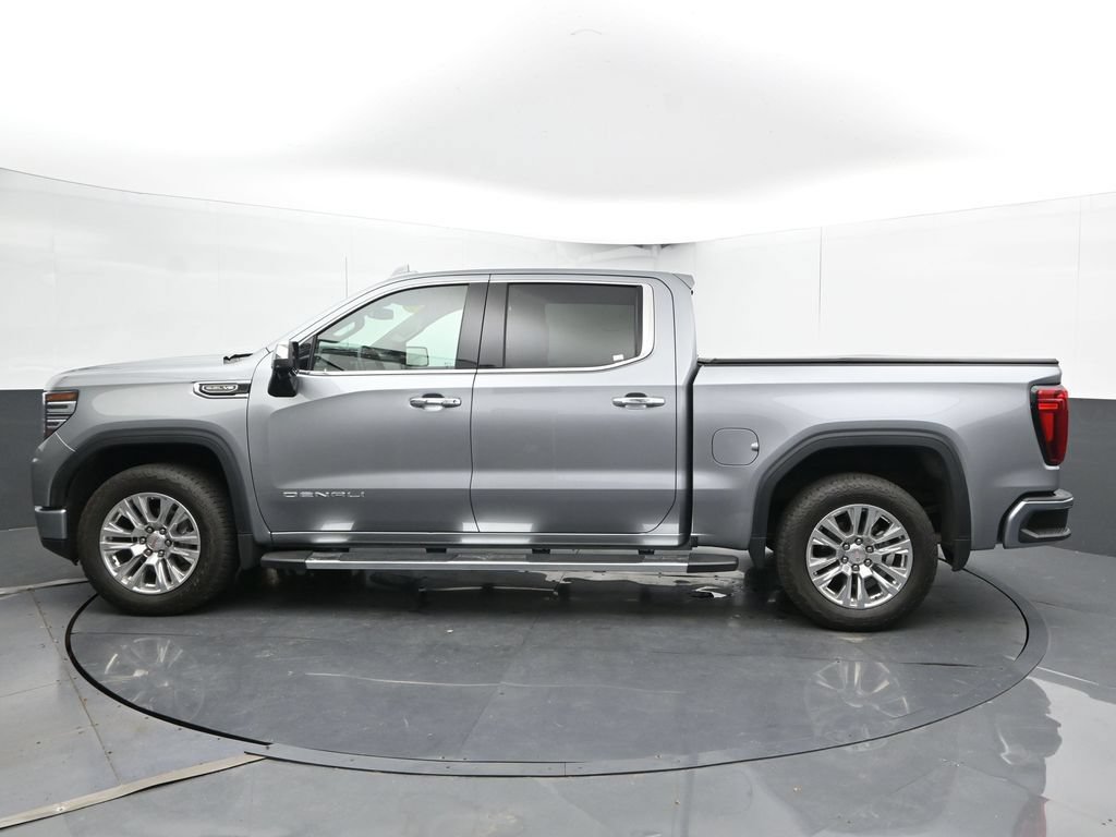 Used 2024 GMC Sierra 1500 Denali AWD/4WD image 9