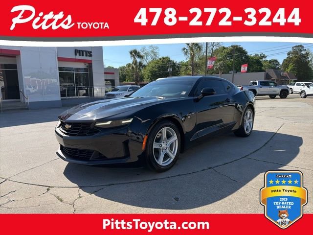 Used 2023 Chevrolet Camaro LT image 1