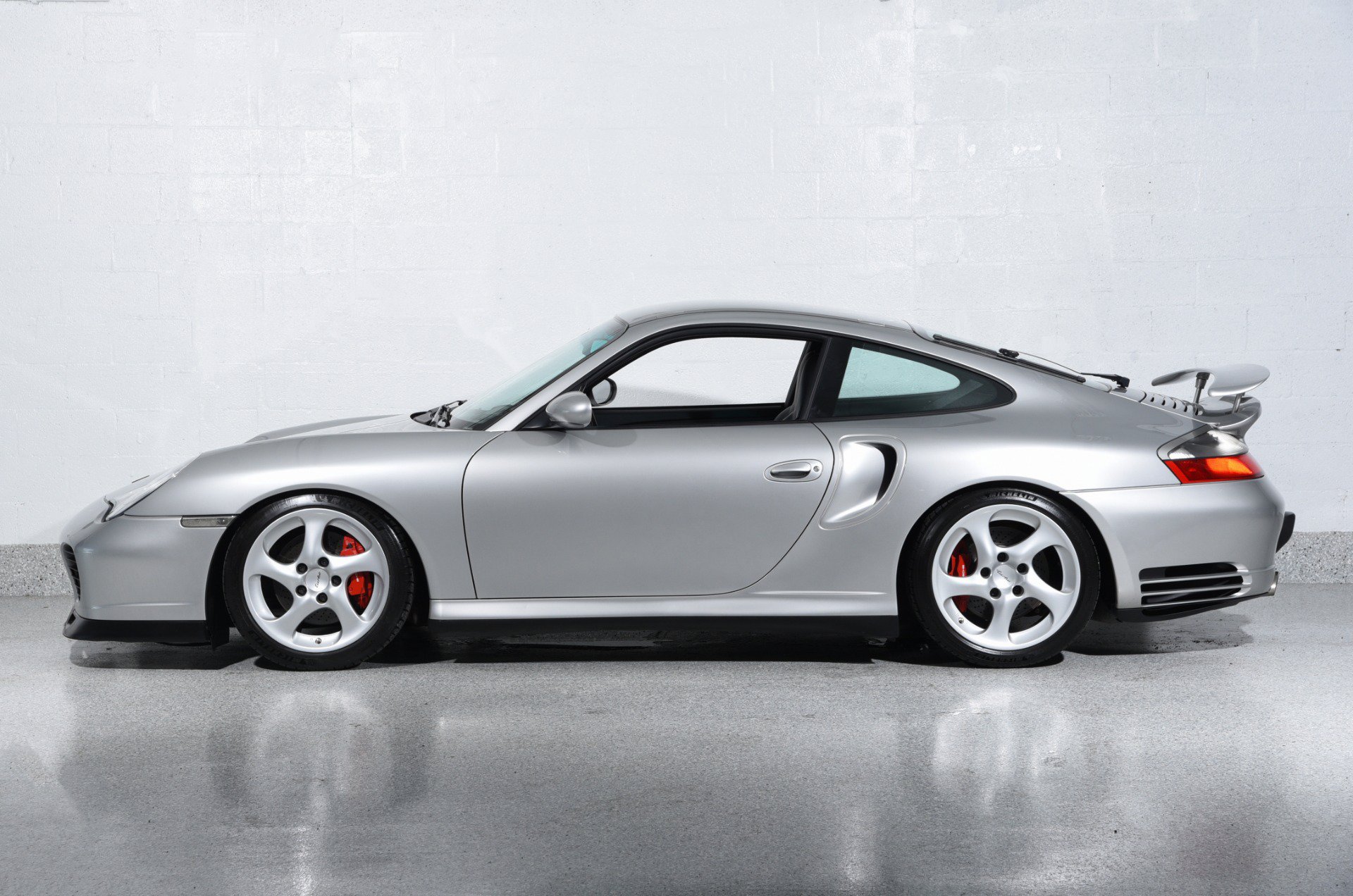 Used 2001 Porsche 911 Turbo AWD/4WD image 20