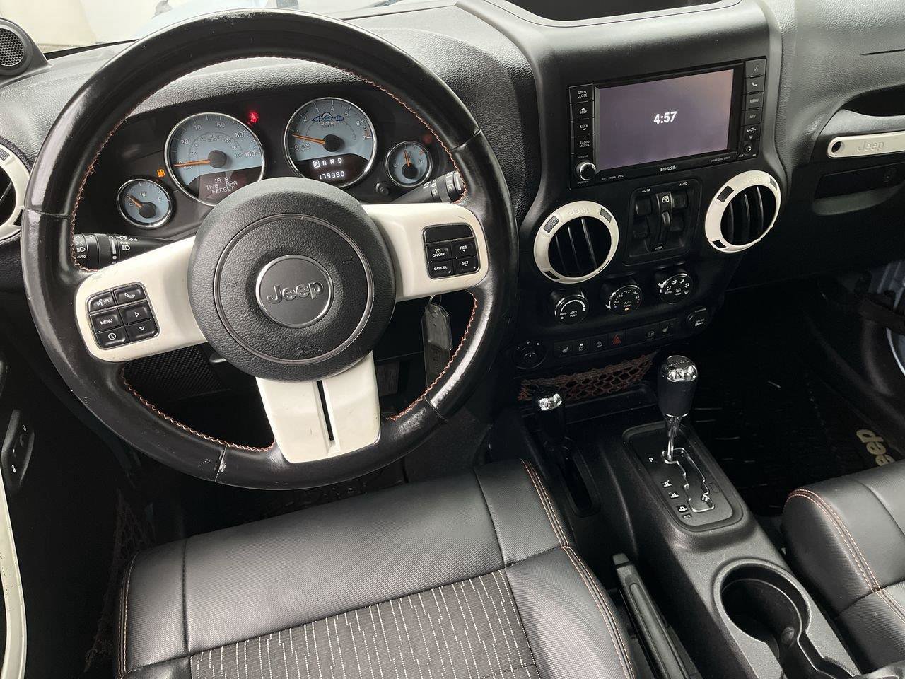 Used 2012 Jeep Wrangler Unlimited Sahara AWD/4WD image 4
