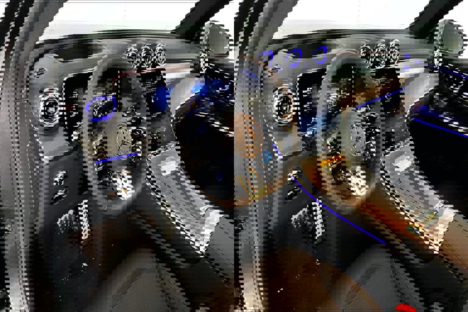 New 2026 Mercedes-Benz GLC 43 AMG 4MATIC Coupe image 10