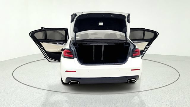 Used 2021 BMW 540i w/ Executive Package RWD image 17