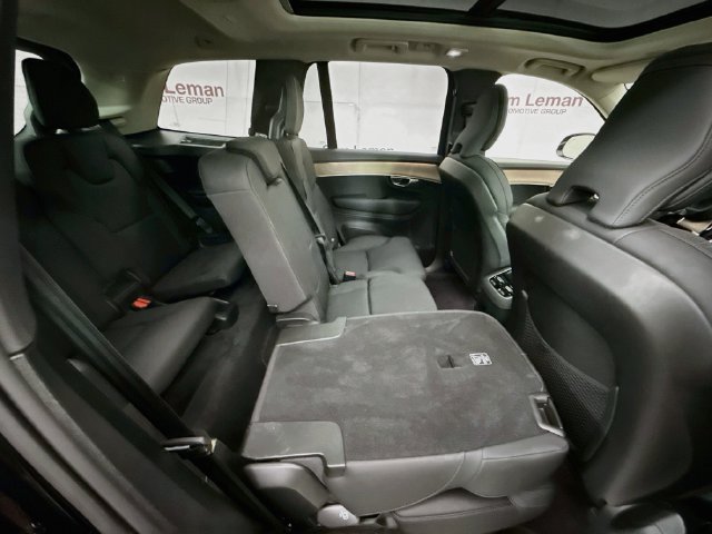 Used 2025 Volvo XC90 B6 Plus AWD/4WD image 28
