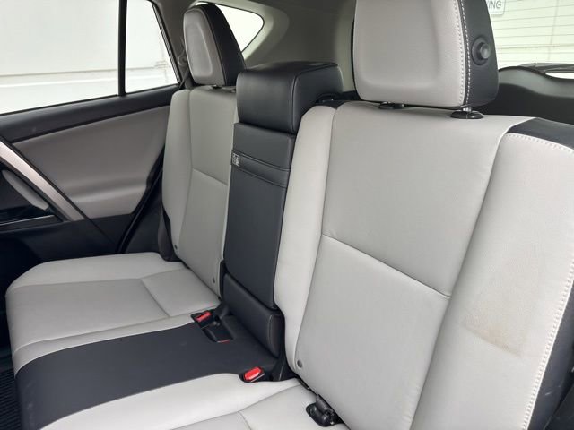 Used 2018 Toyota RAV4 Limited image 20
