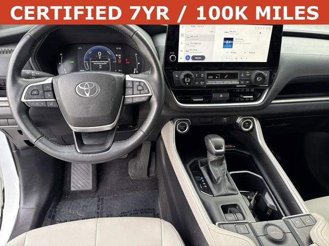 Used 2024 Toyota Grand Highlander XLE image 17