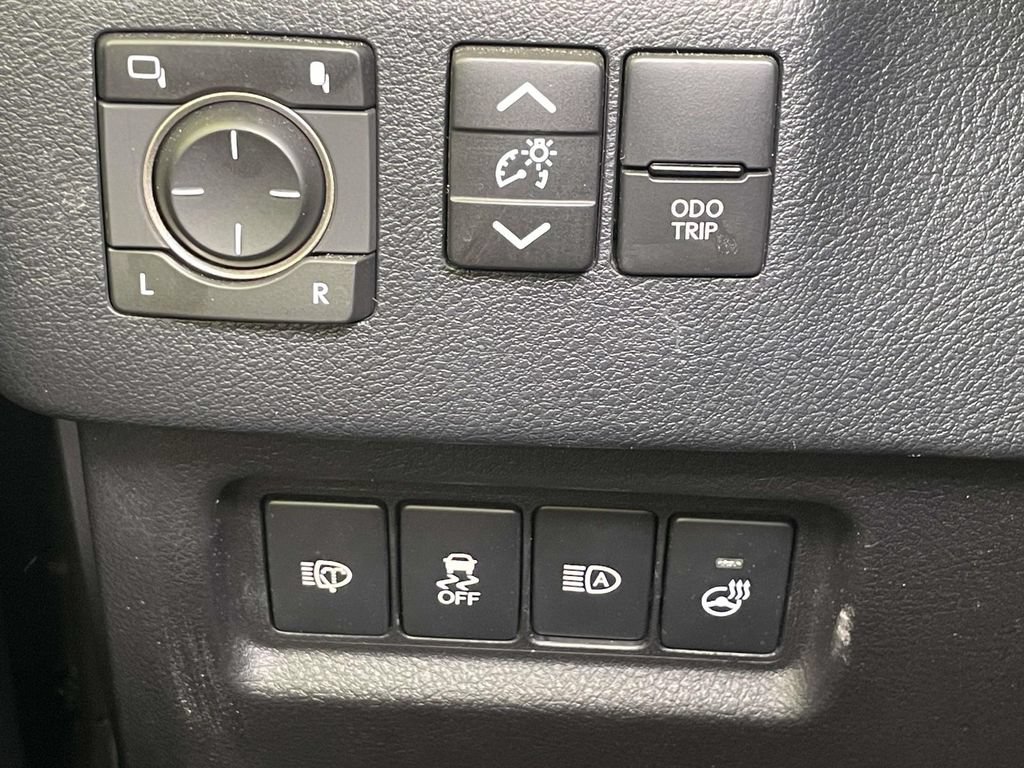 Used 2023 Lexus GX 460 Premium w/ Premium Package AWD/4WD image 32