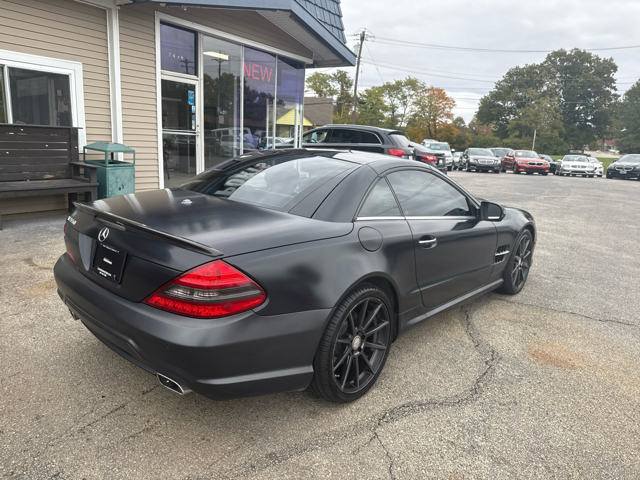 Used 2011 Mercedes-Benz SL 550 image 28