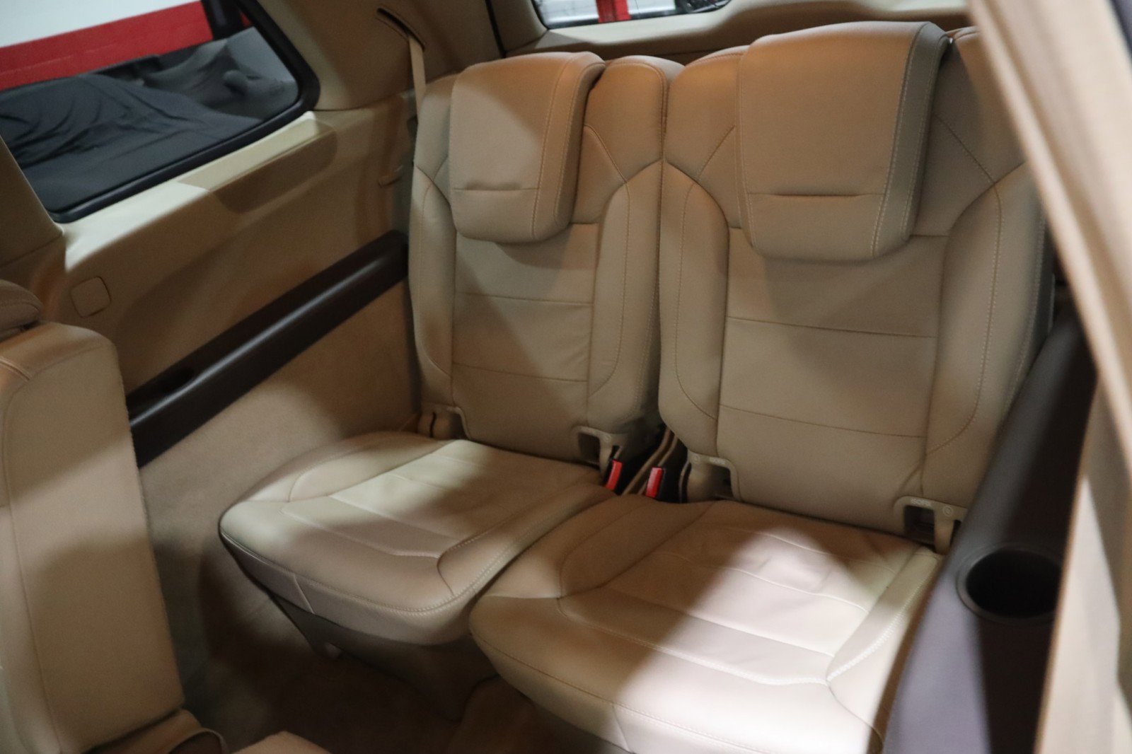 Used 2013 Mercedes-Benz GL 550 4MATIC AMG Sport 4dr Suv image 43