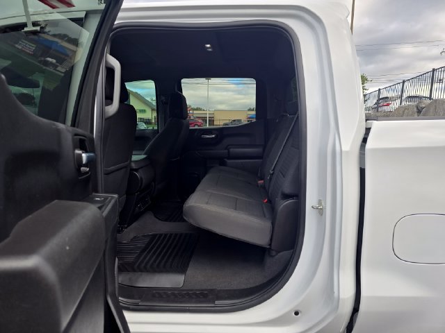 Used 2023 Chevrolet Silverado 1500 Custom AWD/4WD image 15