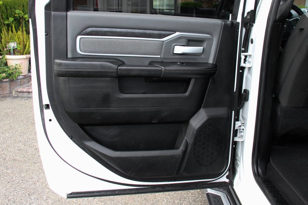 Used 2021 RAM 3500 Big Horn AWD/4WD image 34