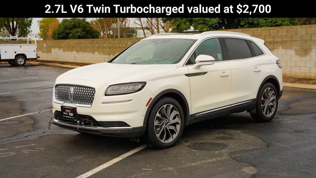 Used 2023 Lincoln Nautilus Reserve w/ Equipment Group 201A image 4