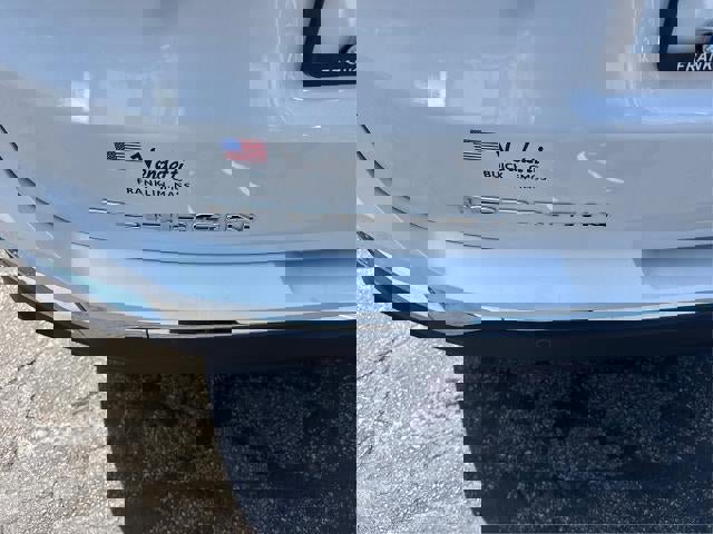 Certified 2022 GMC Terrain SLT w/ Infotainment Package II image 10