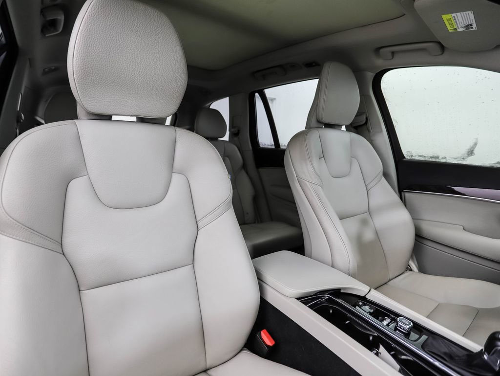 Used 2019 Volvo XC90 T6 Momentum w/ Advanced Package image 32