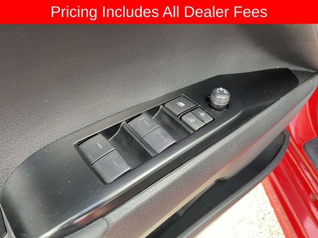 Used 2025 Toyota Camry SE FWD image 19