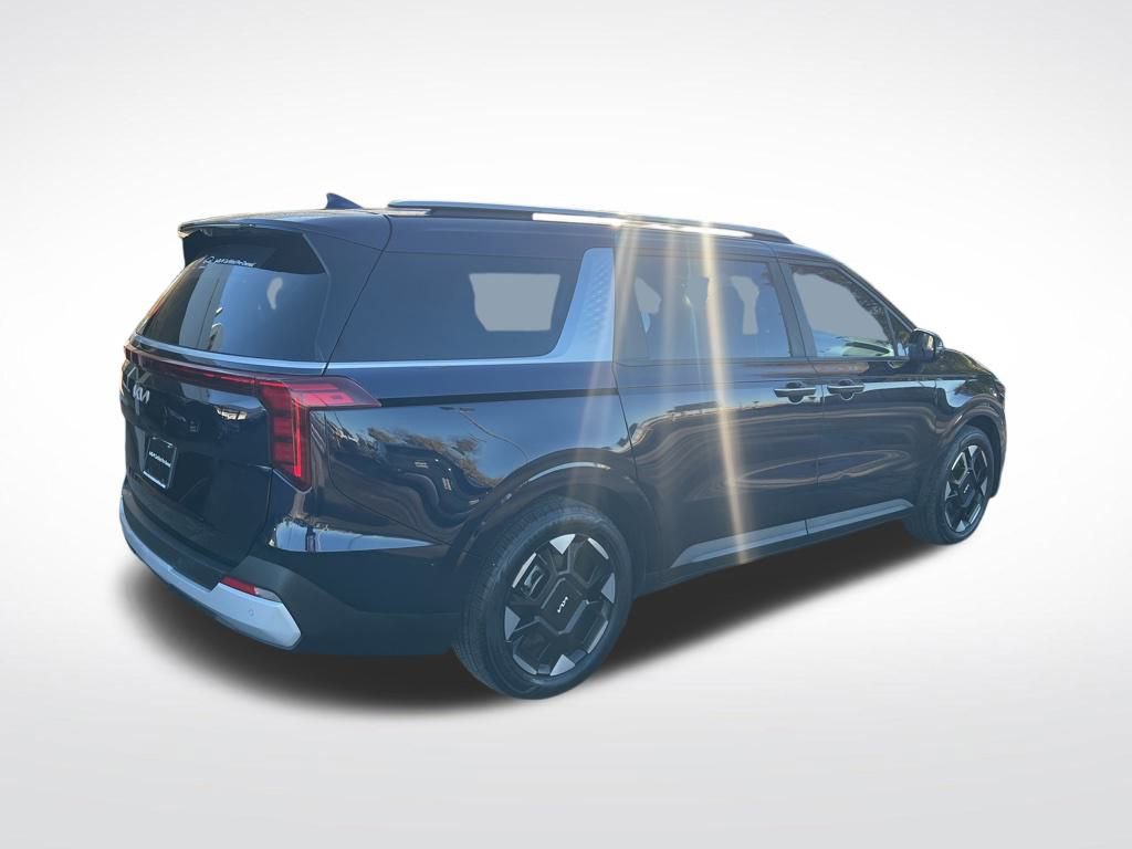 Certified 2025 Kia Carnival EX image 46