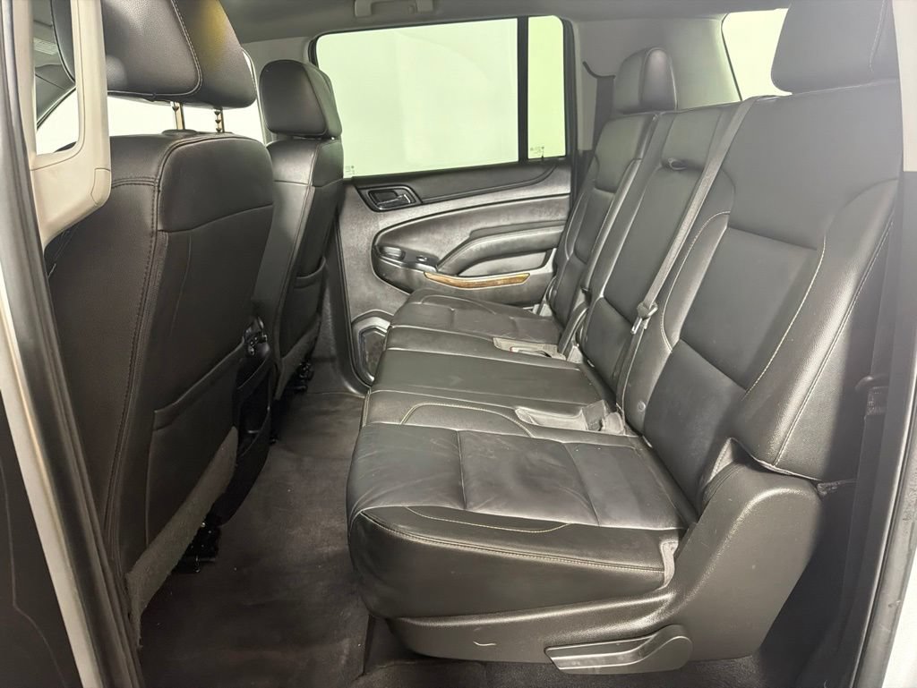 Used 2019 Chevrolet Suburban LT AWD/4WD image 36