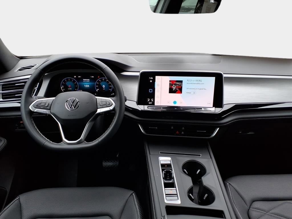 New 2026 Volkswagen Atlas Cross Sport SE image 14