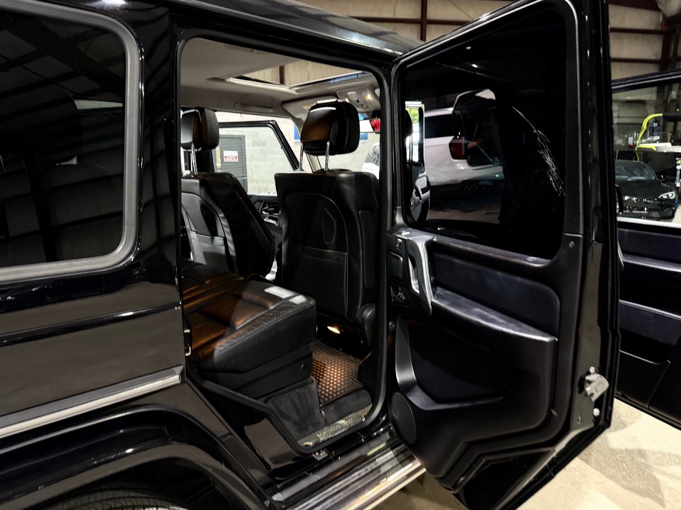 Used 2016 Mercedes-Benz G 550 image 22