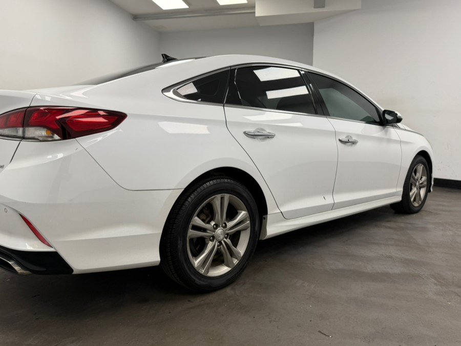Used 2019 Hyundai Sonata Limited w/ Ultimate Package 04 FWD image 21