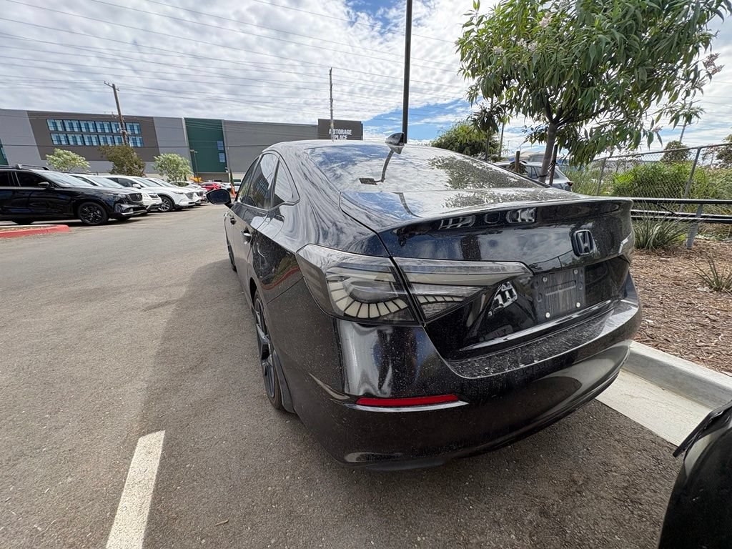 Used 2023 Honda Civic Sport image 8