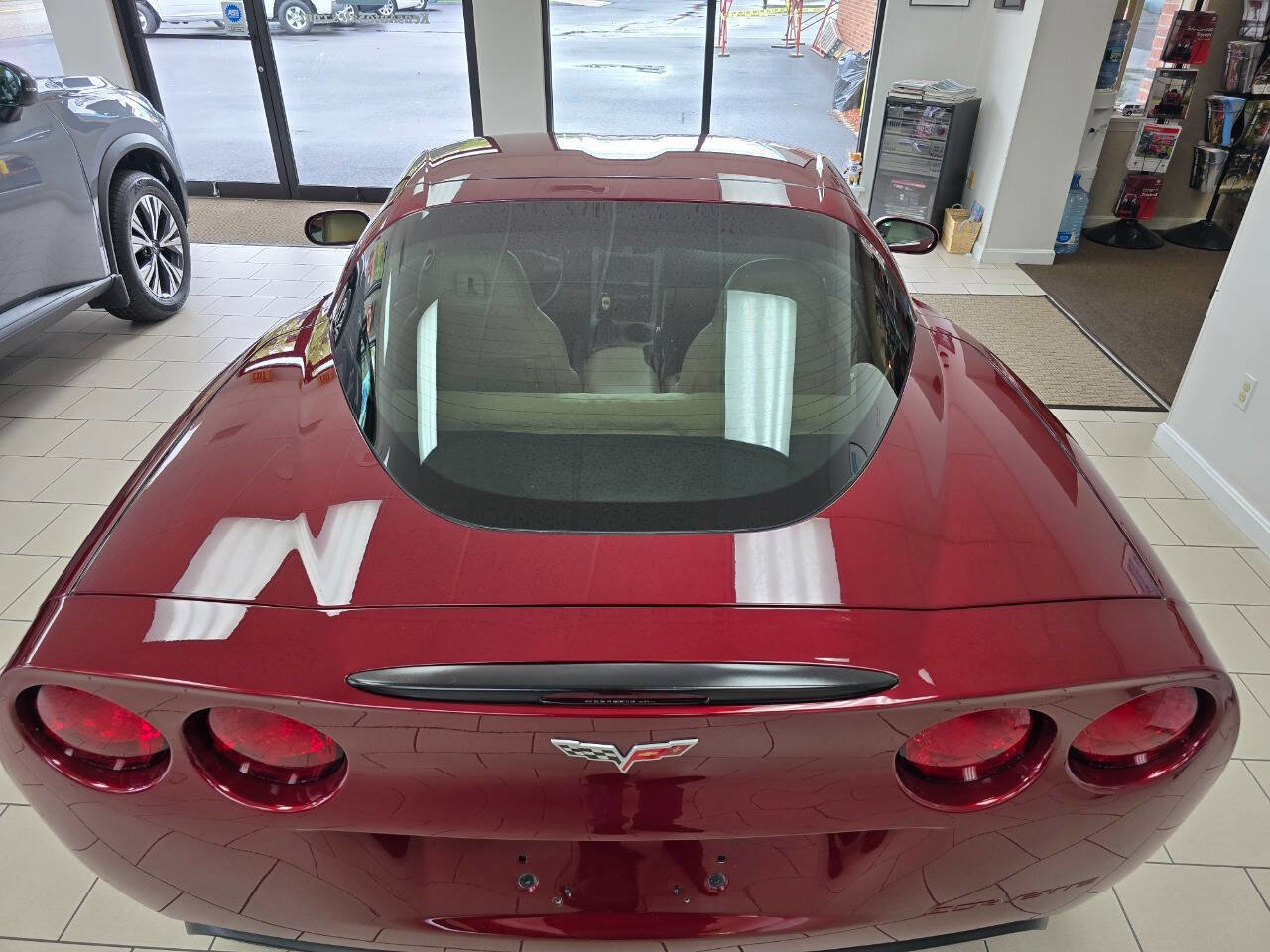 Used 2006 Chevrolet Corvette Coupe w/ Preferred Equipment Group image 5