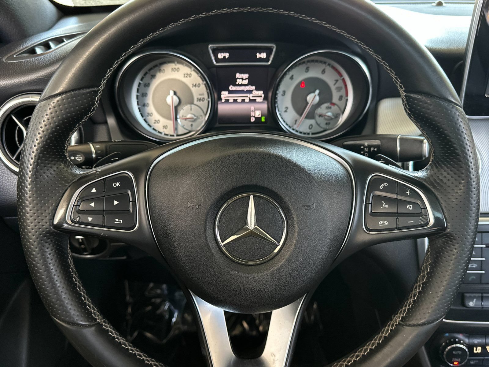 Used 2015 Mercedes-Benz CLA 250 image 20