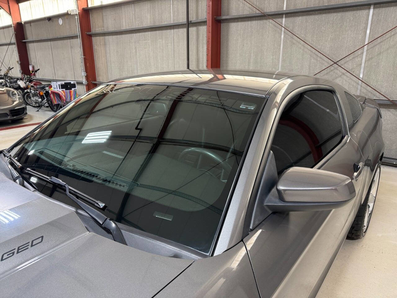 Used 2010 Ford Mustang GT Premium image 39