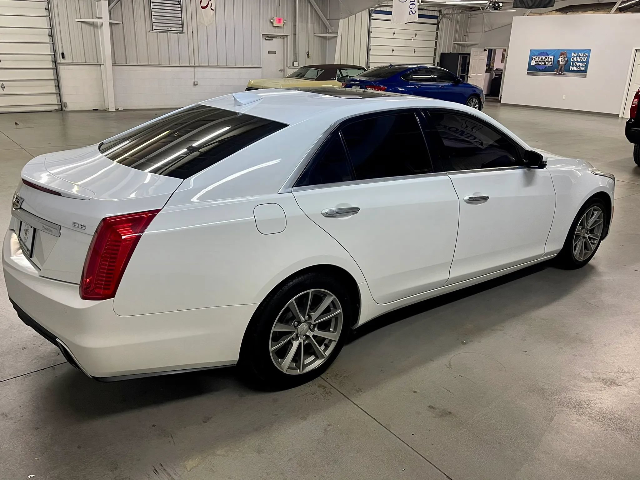 Used 2017 Cadillac CTS Luxury RWD image 9