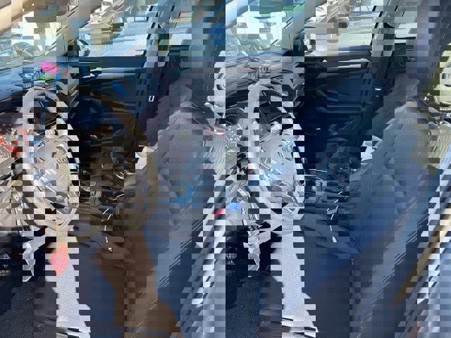 Used 2020 Volkswagen Jetta SE w/ SE Cold Weather Package image 15