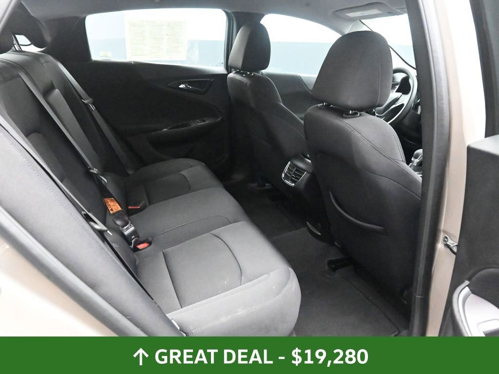 Used 2025 Chevrolet Malibu LT image 25